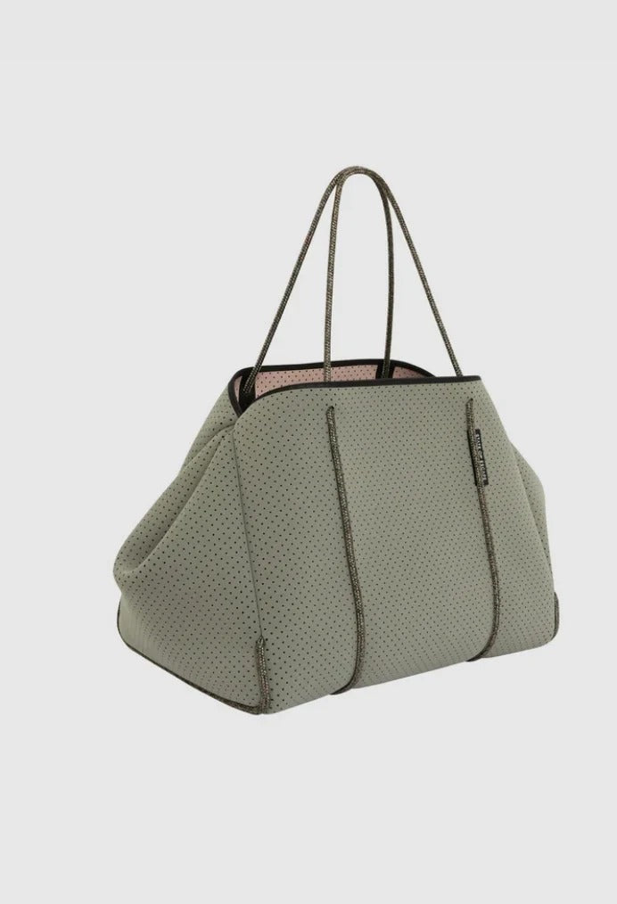 slider image 1621243260e1af0c20-2